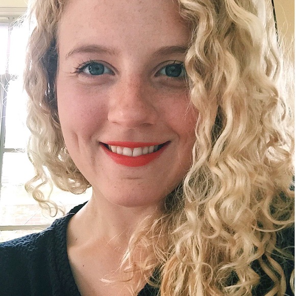 Profile Picture of Meaghan Barry (@meagbarry) on Poshmark