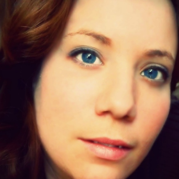 Profile Picture of Katie Jache (@katiejache) on Poshmark