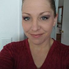 Profile Picture of Shelly Brock (@@06_shellybee) on Twitter
