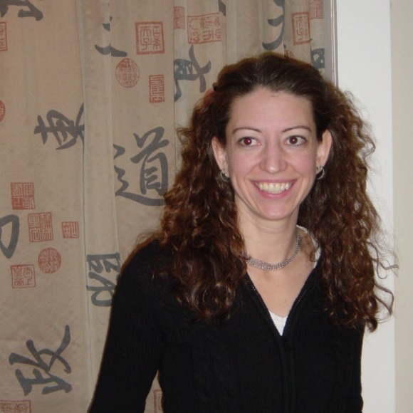 Profile Picture of Bethany Perron (@mindbat) on Poshmark