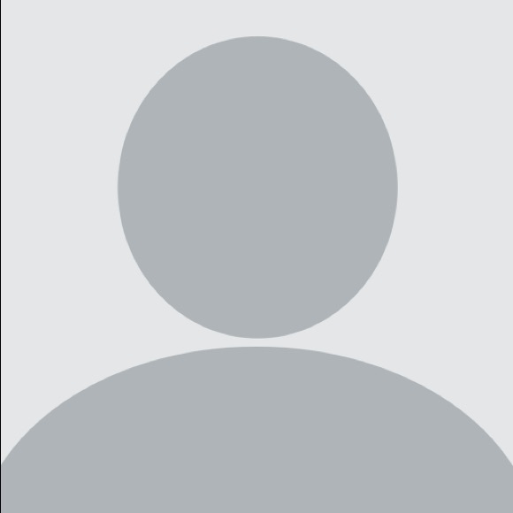 Profile Picture of Michelle Peronto (@pt129mp) on Poshmark
