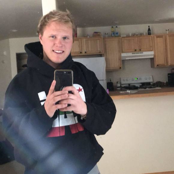 Profile Picture of Jesse Spencer (@jspencer32) on Poshmark