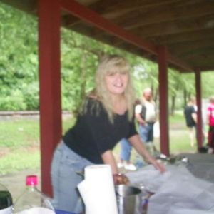 Profile Picture of Tammy Mcnew (@tammylovesrobbie) on Myspace