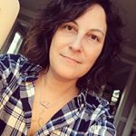 Profile Picture of Becky Collins (@sarcasticquilter) on Instagram