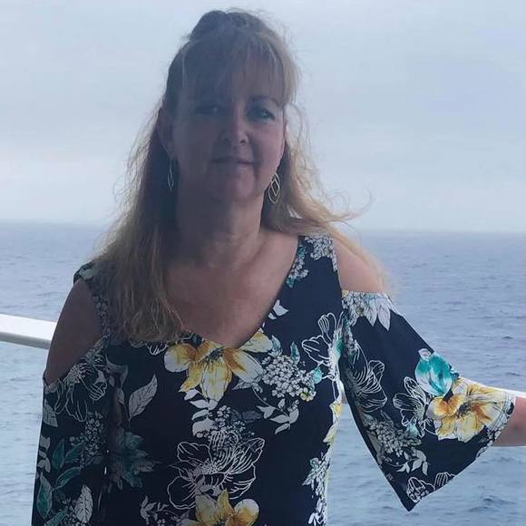 Profile Picture of Connie Crameri (@connie_cpi) on Poshmark