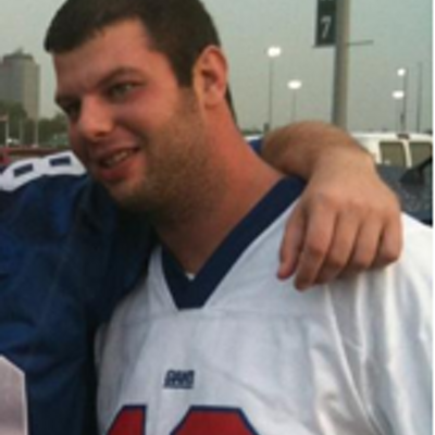 Profile Picture of Mike Dolinsky (@MikeyDizzle82) on Twitter