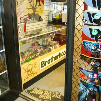 Profile Picture of Brent Sanders (@@Brotherhoodsk8) on Twitter