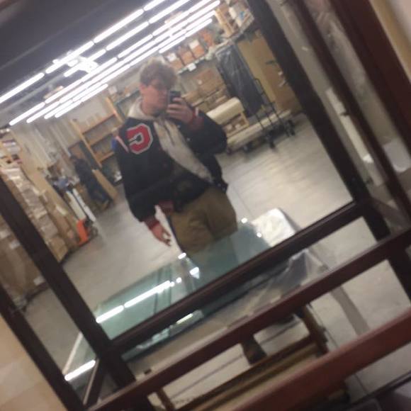 Profile Picture of Jonathan Doran (@jon1234567899) on Poshmark