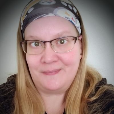 Profile Picture of Vicki Newton (@kitten5033) on Twitter