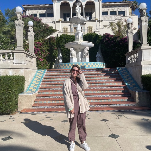 Profile Picture of Jill Meenaghan (@jillmeen) on Poshmark