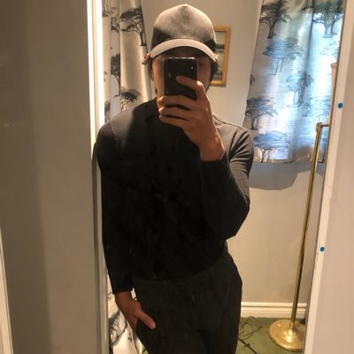 Profile Picture of Barney Stinson (@JamesSayaw) on Twitter