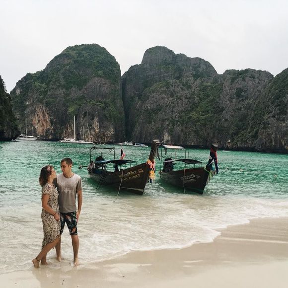 Profile Picture of Alex Roshchuk (@aroshchuk) on Poshmark