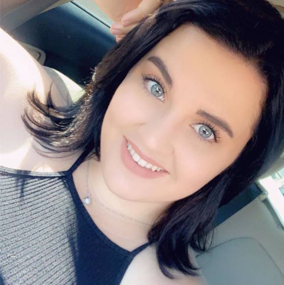 Profile Picture of Mikenzie Hutto (@mikenziehutto) on Poshmark