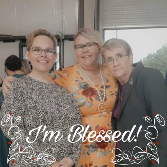 Profile Picture of Amanda Dyer (@kzam04) on Poshmark