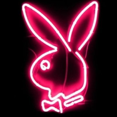 Profile Picture of Aurelia Brown (@Aurelia39298130) on Twitter