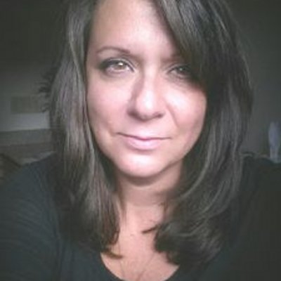 Profile Picture of Lisa Trimble (@knoyle72) on Twitter