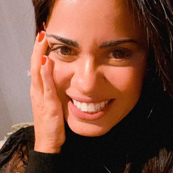 Profile Picture of Flavia Rocha (@f75) on Poshmark