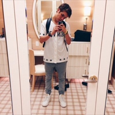 Profile Picture of Matthew Espinosa (@TheMattEspino15) on Twitter