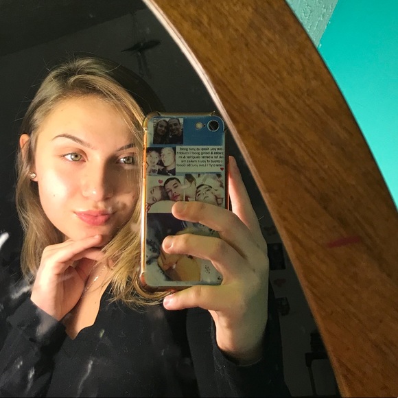 Profile Picture of Caylee Botos (@lilboat296) on Poshmark