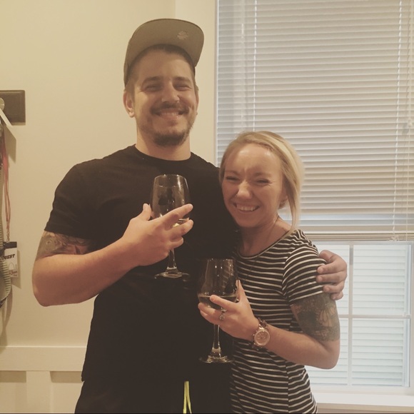 Profile Picture of Victoria Baumann (@vicbaumann) on Poshmark