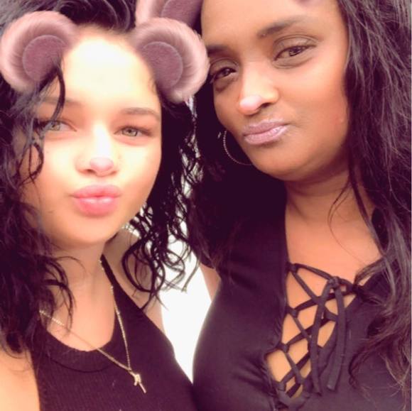 Profile Picture of Ruki Loebsack (@loebys7) on Poshmark