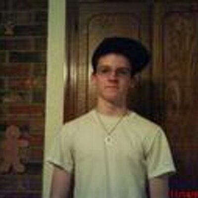 Profile Picture of Travis Ring (@BigFan4Ever) on Twitter