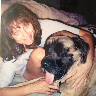 Joanne Castillo - Twitter Profile Picture of Joanne Castillo (@JoanneJawnola) on Twitter