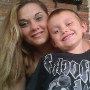 Profile Picture of Krystle (@krystlebolt) on Myspace