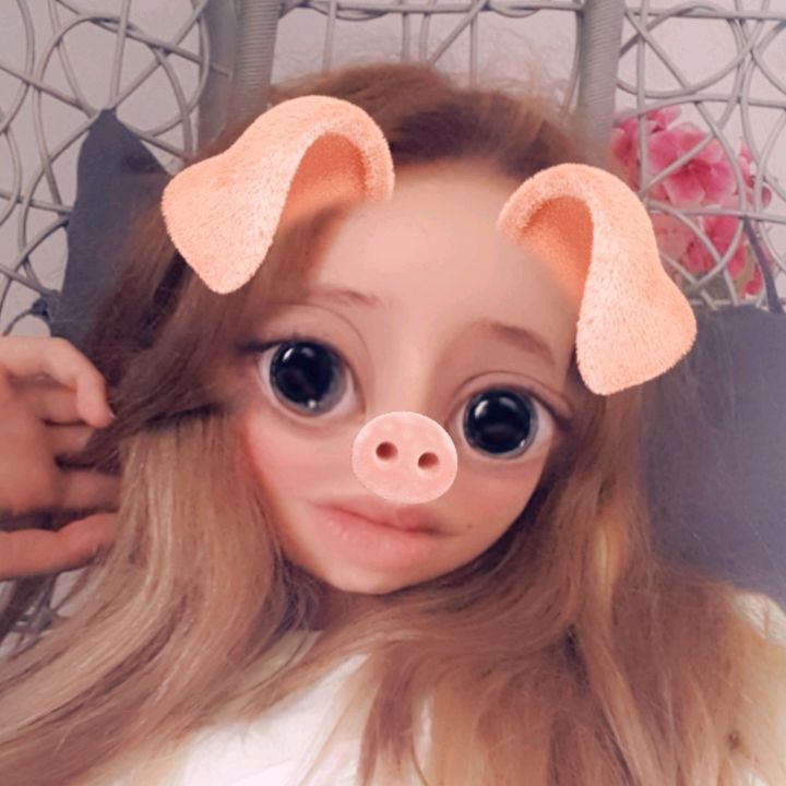 Profile Picture of alexandrahecht (@alexandrahecht1) on Tiktok