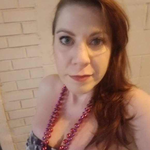 Profile Picture of Vinny Plonski (@vplonski) on Poshmark