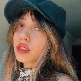 Profile Picture of Alexandra Savia (@alexandra.savia.52) on Facebook