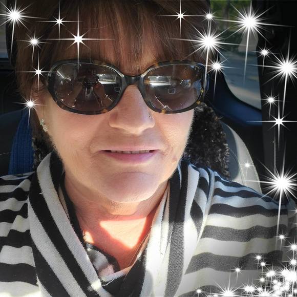 Profile Picture of Tina Lawrence stowe (@tinalawrence986) on Poshmark