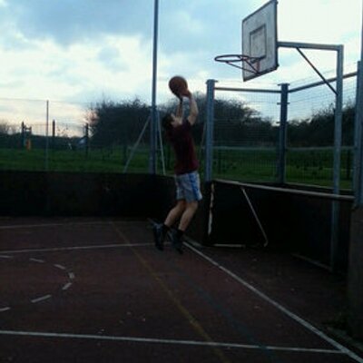 Profile Picture of Ben Ludlow (@ben_ludlow) on Twitter