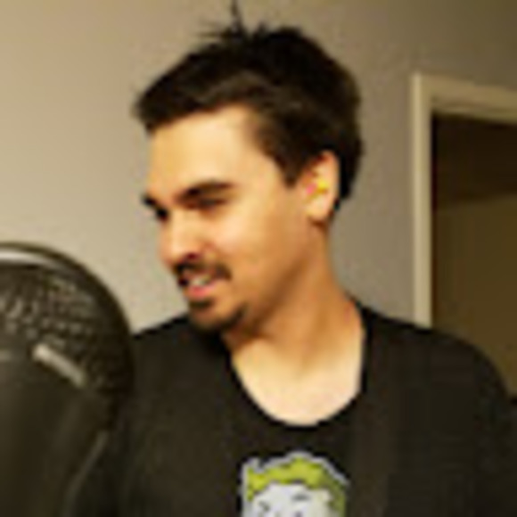 Profile Picture of Erik Albrecht (@albrechtec) on Poshmark
