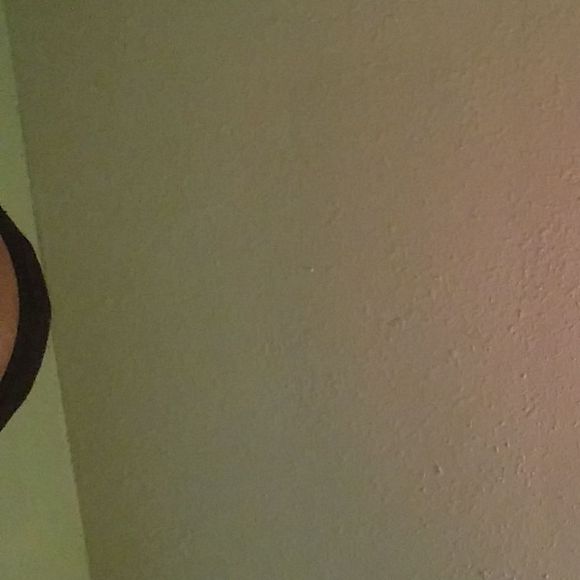 Profile Picture of Shanicka Thomas (@sthomas123110) on Poshmark