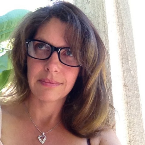 Profile Picture of Terry l Baxter (@mstbaxter) on Poshmark