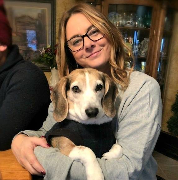 Profile Picture of Brandi Vallone (@bvallone) on Poshmark