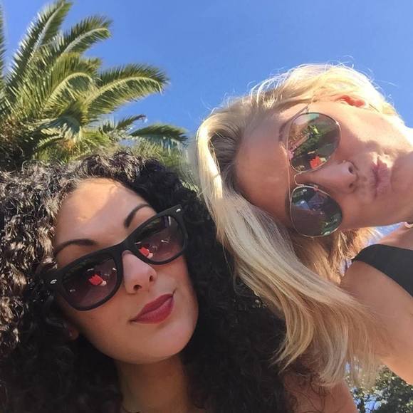 Profile Picture of Becky Tossey (@beckybossy) on Poshmark