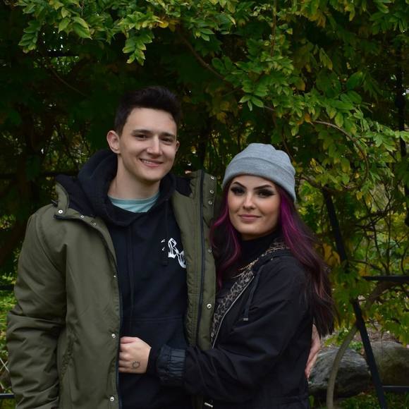 Autumn Lacross - Poshmark Profile Picture of Autumn Lacross (@autumnlacross) on Poshmark