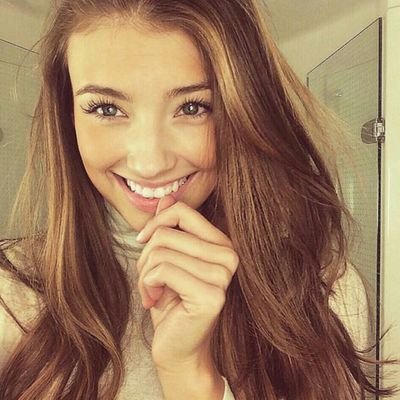 Profile Picture of Michelle Silver (@_shelly101) on Twitter