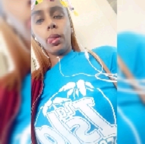 Profile Picture of Luz Tavarez (@arialba91) on Poshmark