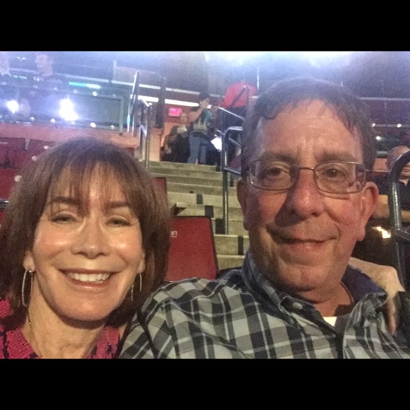 Mollie Spirer - Poshmark Profile Picture of Mollie Spirer (@mspirer2) on Poshmark