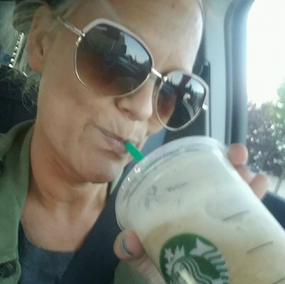 Profile Picture of Tanya Burel (@tanyam222) on Poshmark