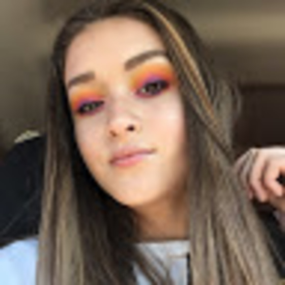 Profile Picture of Tanner Ellis (@tannerellis355) on Poshmark