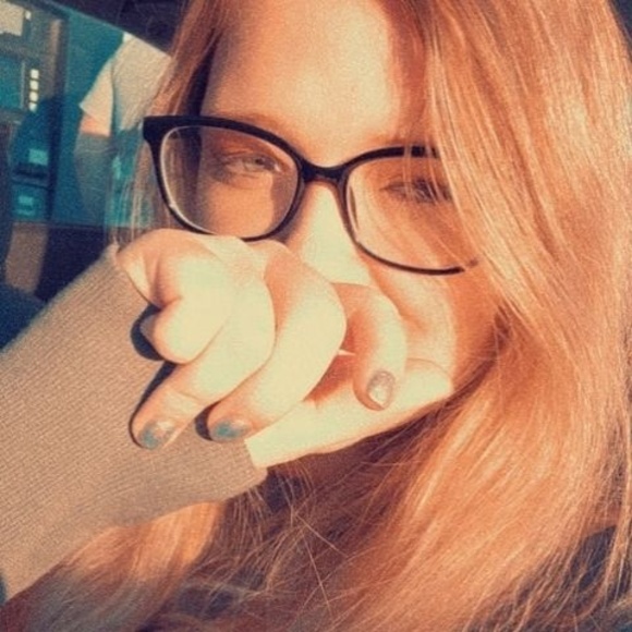 Profile Picture of Jayla Eversole (@eversolejayla12) on Poshmark