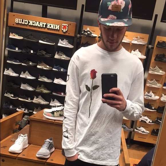 Profile Picture of Jacob Fox (@jrileyfox) on Poshmark