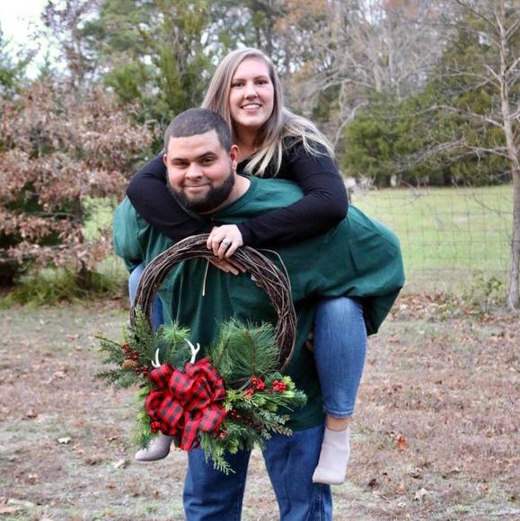 Profile Picture of Amanda Bunting (@amandabunting82) on Poshmark