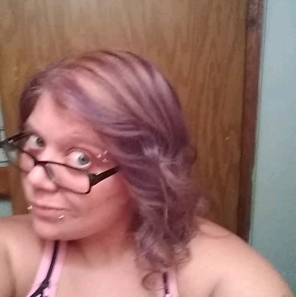 Profile Picture of Kristina Slisher (@kristina2348) on Poshmark