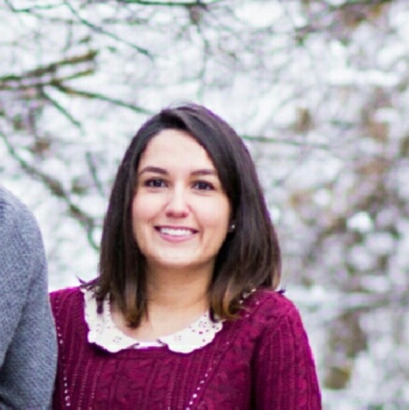 Profile Picture of Geraldine Ocaranza (@deathbyfashion1) on Poshmark