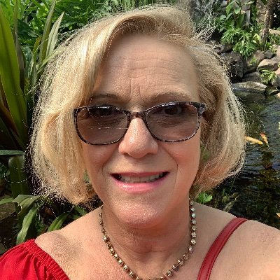 Profile Photo of Susan Hoffmann (@SusanHoffmann) on Twitter